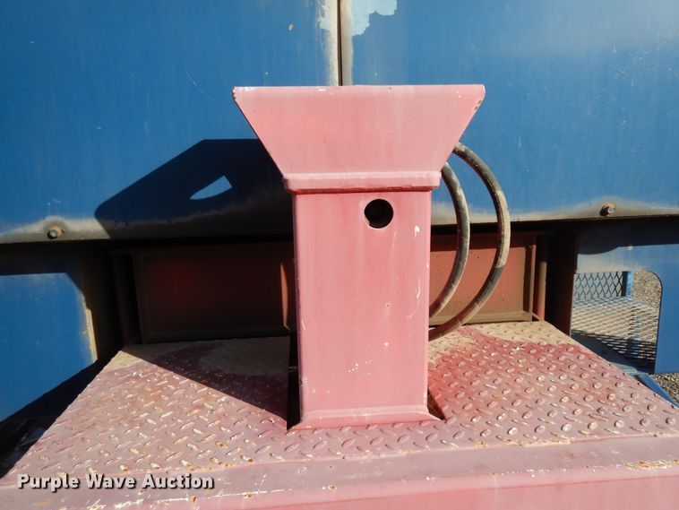 image for item DJ7492 2016 Peterbilt 365  crane truck