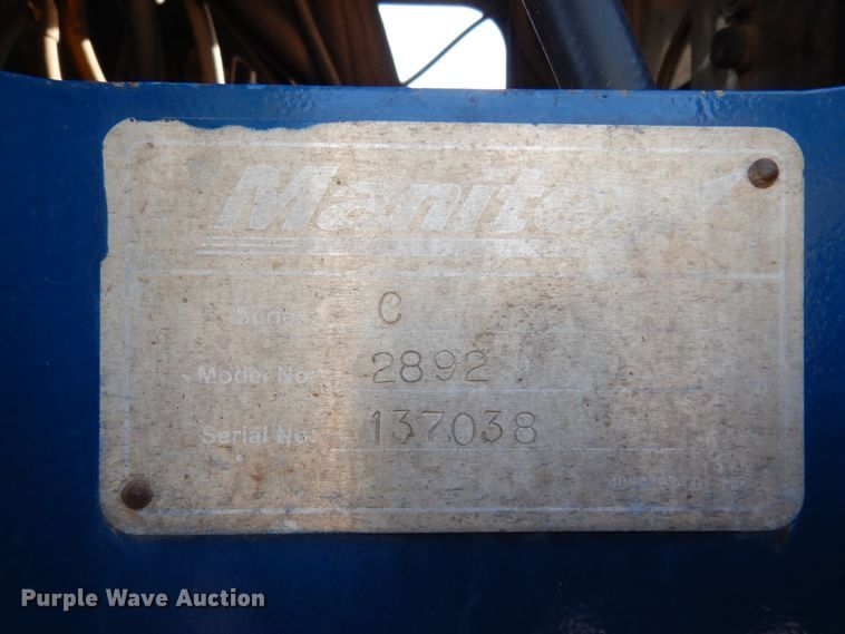 image for item DJ7492 2016 Peterbilt 365  crane truck