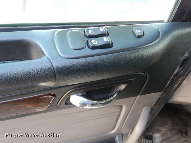 image for item DJ7492 2016 Peterbilt 365  crane truck