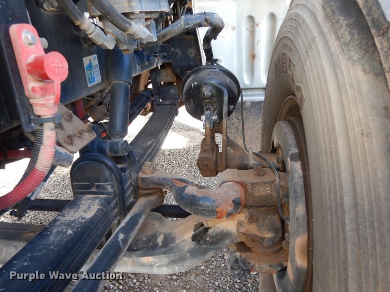 image for item DJ7492 2016 Peterbilt 365  crane truck