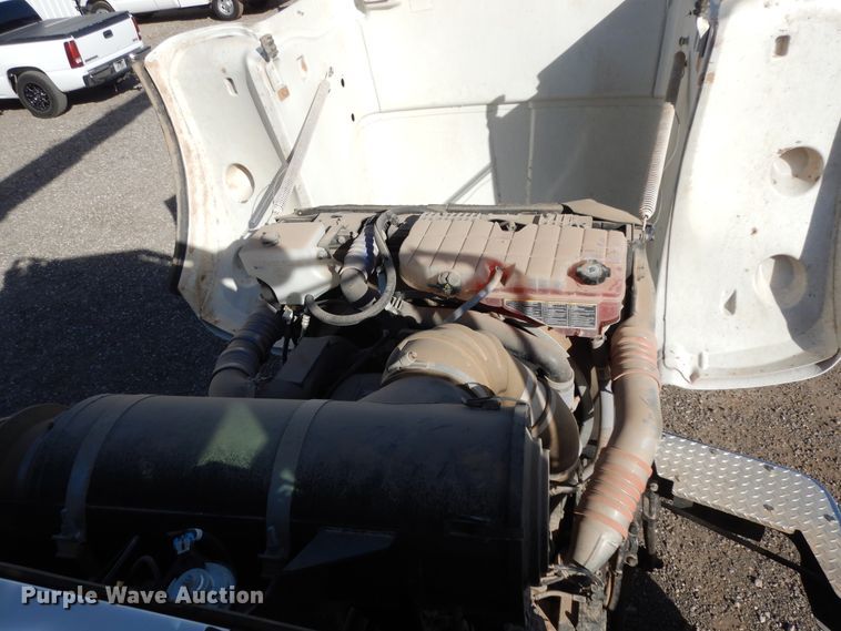 image for item DJ7492 2016 Peterbilt 365  crane truck