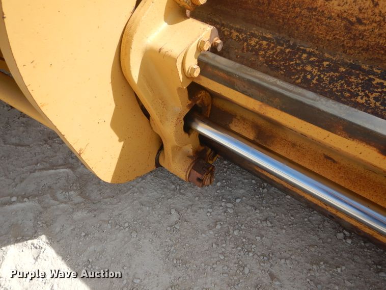 image for item DJ8888 1999 Caterpillar 140H  motor grader