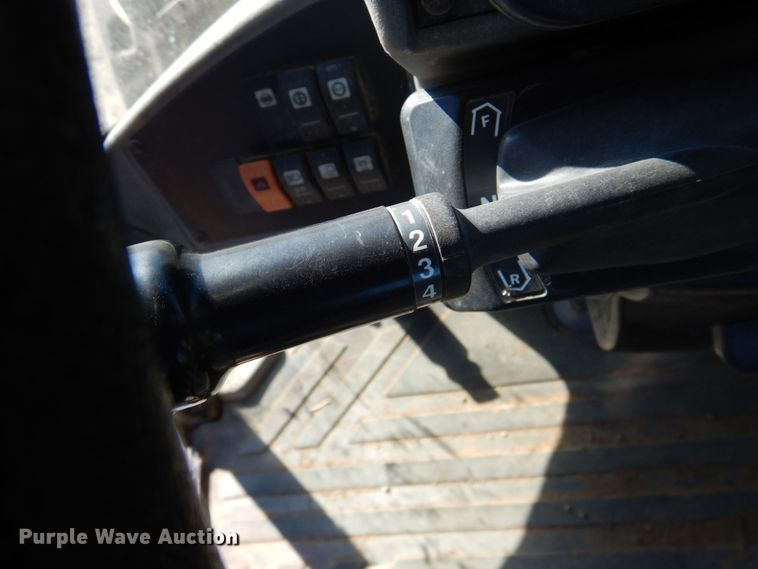 image for item DK1430 2010 Caterpillar 924H  wheel loader