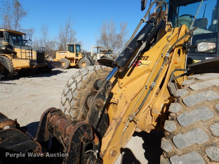 image for item DK1430 2010 Caterpillar 924H  wheel loader