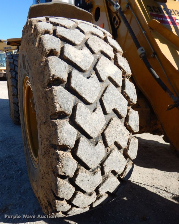 image for item DK1430 2010 Caterpillar 924H  wheel loader