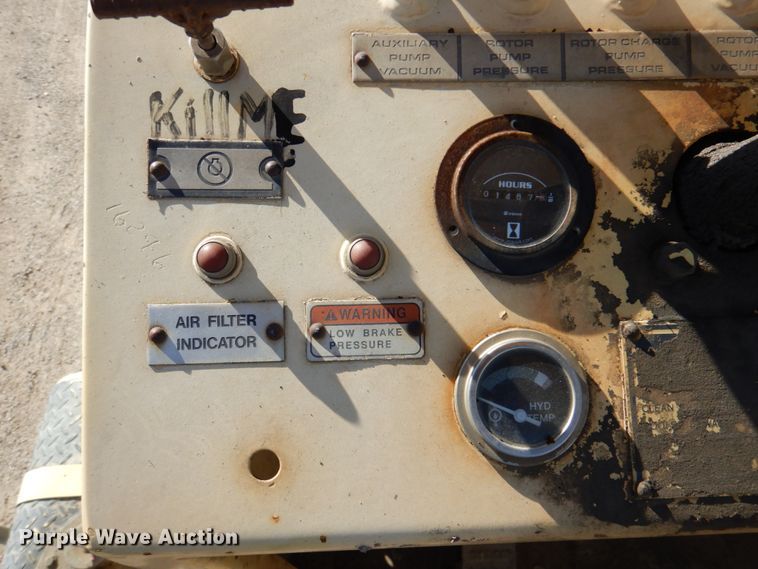 image for item DK1432 1999 Bomag MPH100R  recycler