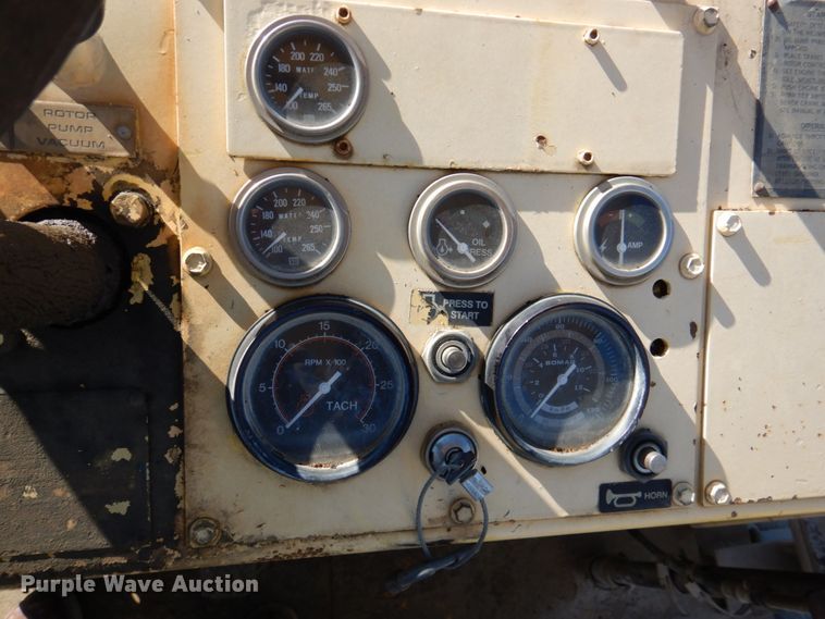 image for item DK1432 1999 Bomag MPH100R  recycler