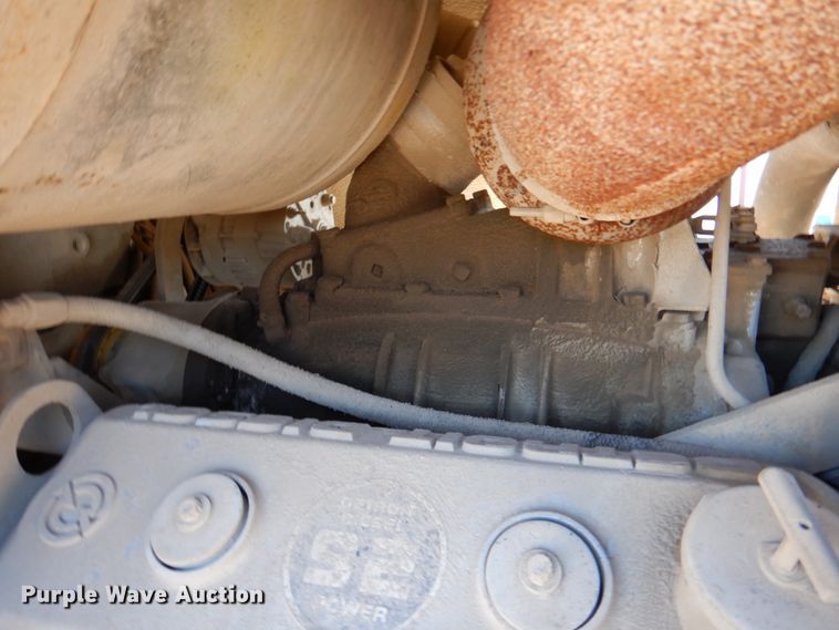 image for item DK1432 1999 Bomag MPH100R  recycler