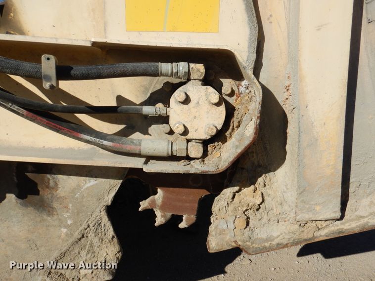 image for item DK1432 1999 Bomag MPH100R  recycler