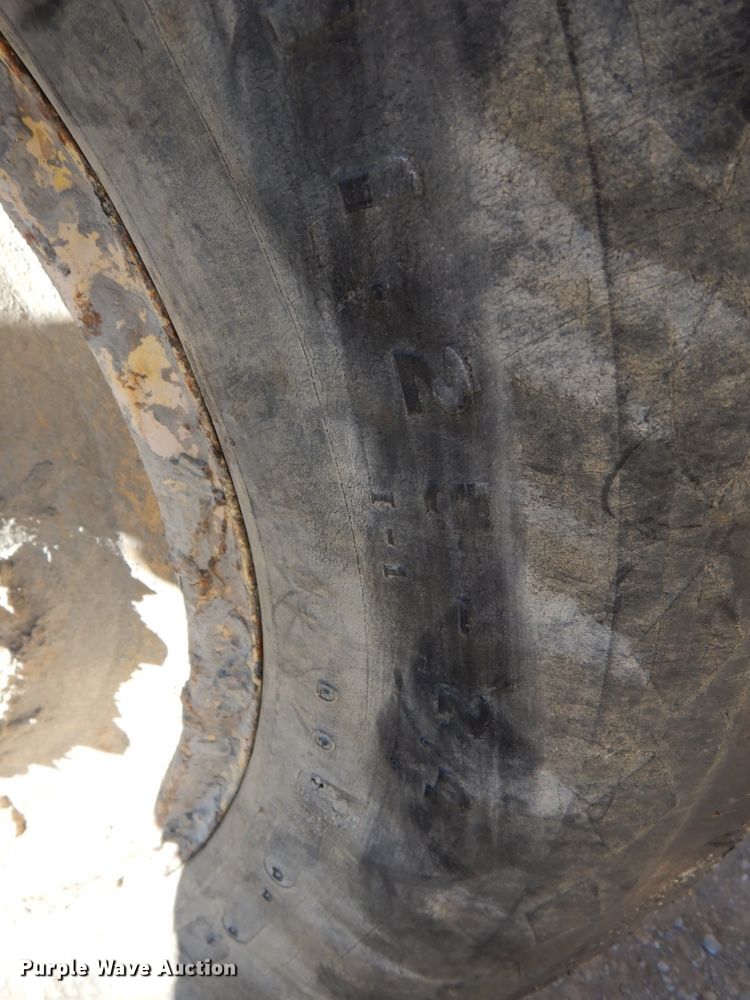 image for item DK1432 1999 Bomag MPH100R  recycler