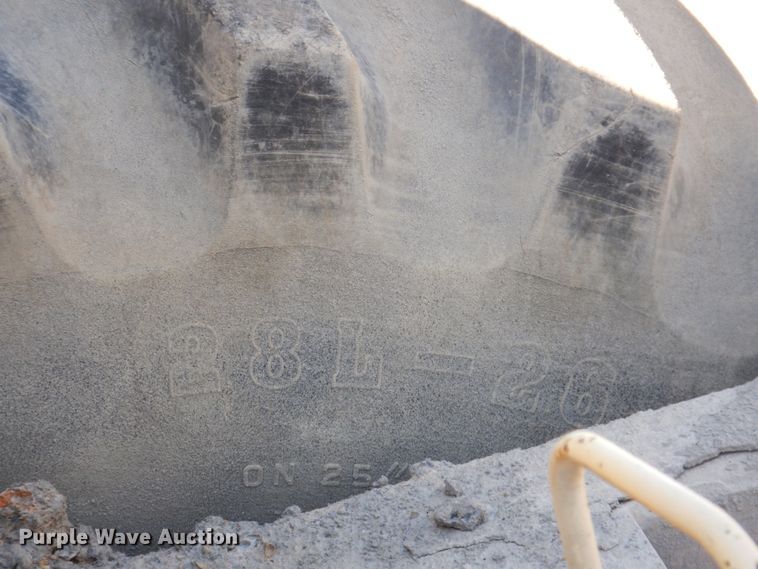 image for item DK1432 1999 Bomag MPH100R  recycler