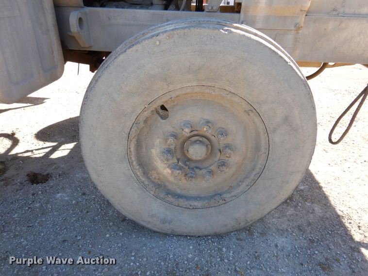 image for item DK1432 1999 Bomag MPH100R  recycler