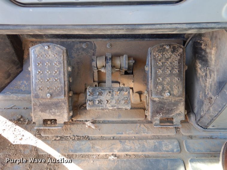 image for item DK1433 2008 Caterpillar 953D  track loader