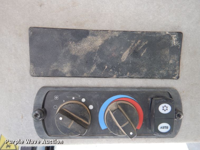 image for item DK1433 2008 Caterpillar 953D  track loader