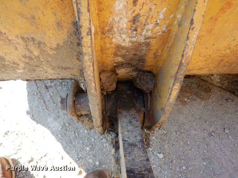 image for item DK1433 2008 Caterpillar 953D  track loader