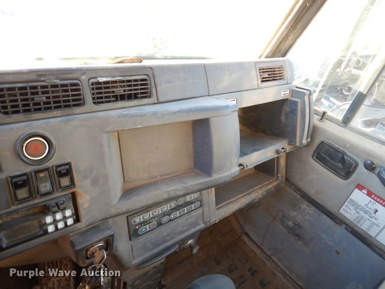 image for item DK1444 2006 Komatsu HM300-1  haul truck