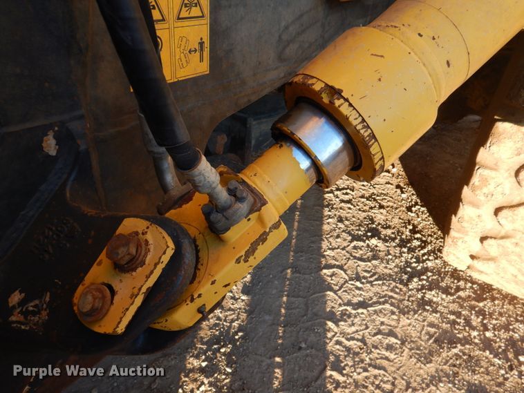 image for item DK1444 2006 Komatsu HM300-1  haul truck