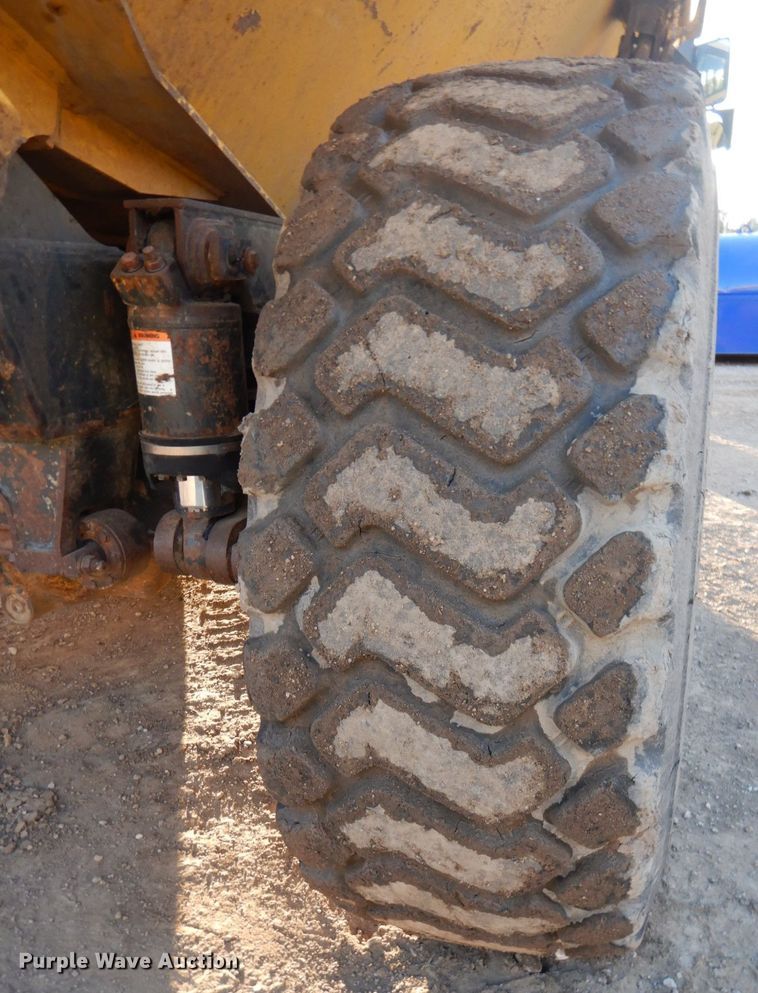 image for item DK1444 2006 Komatsu HM300-1  haul truck