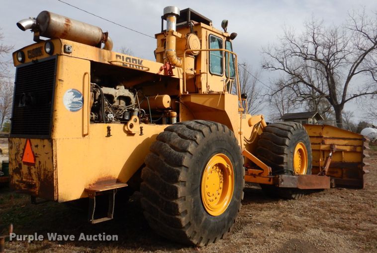 image for item DK1446 Clark 280C  dozer