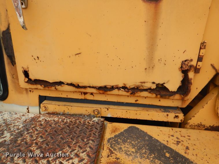 image for item DK1446 Clark 280C  dozer