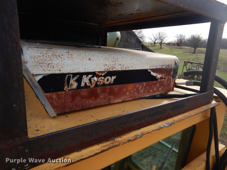 image for item DK1446 Clark 280C  dozer