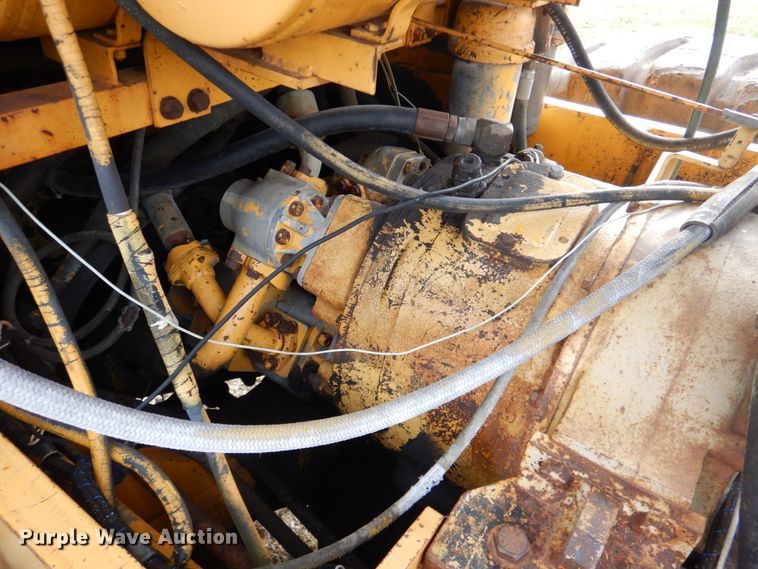 image for item DK1446 Clark 280C  dozer