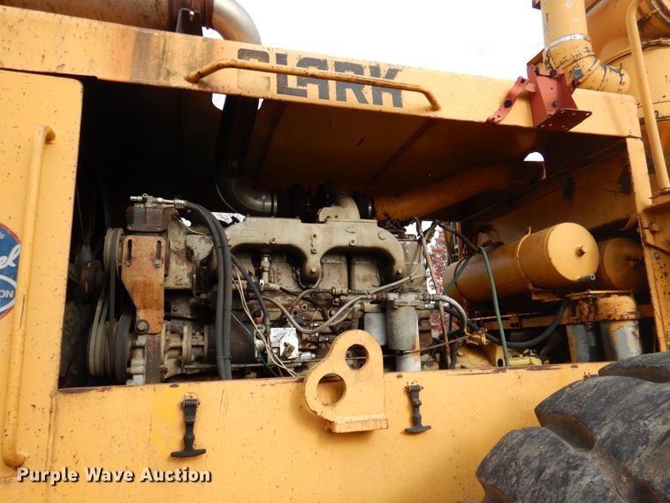 image for item DK1446 Clark 280C  dozer