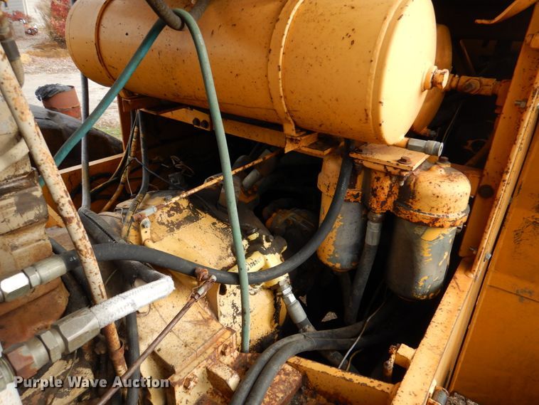 image for item DK1446 Clark 280C  dozer