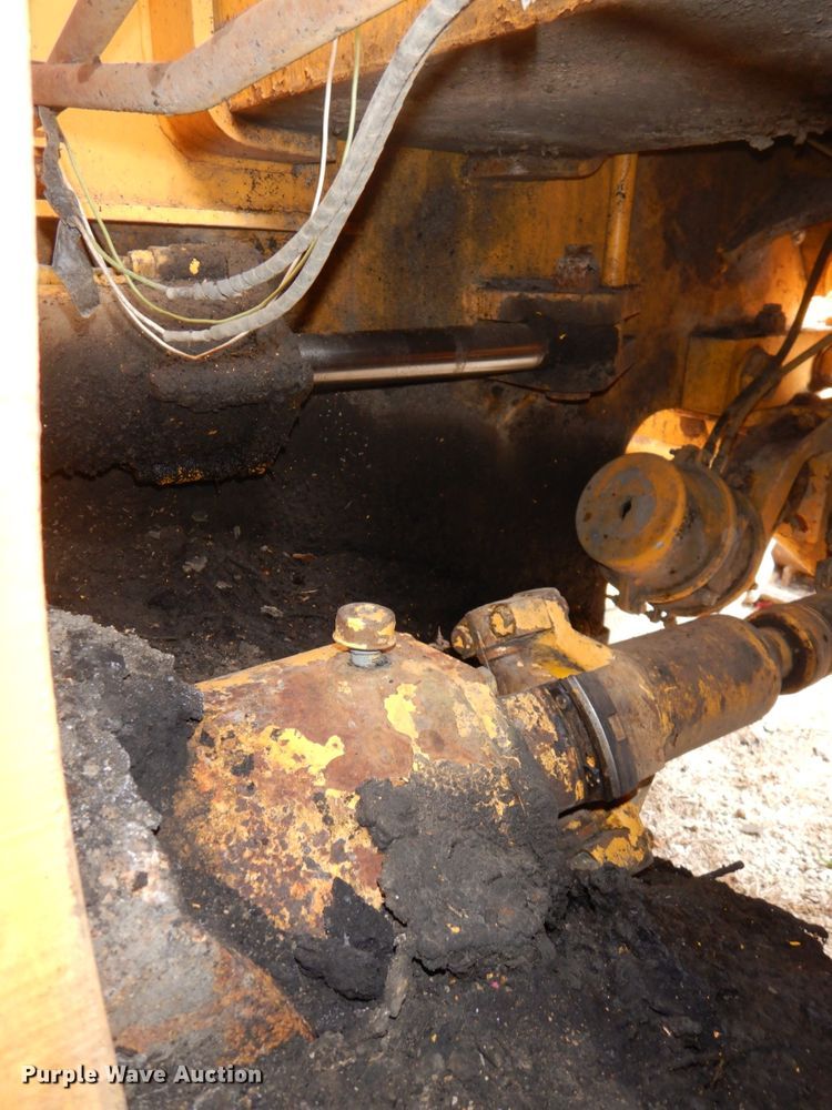 image for item DK1446 Clark 280C  dozer