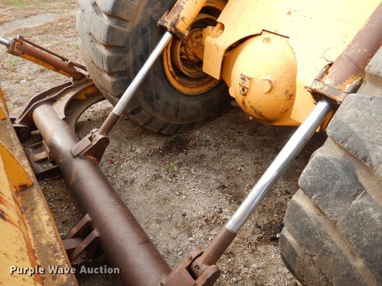 image for item DK1446 Clark 280C  dozer