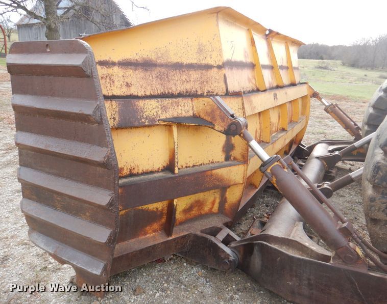 image for item DK1446 Clark 280C  dozer