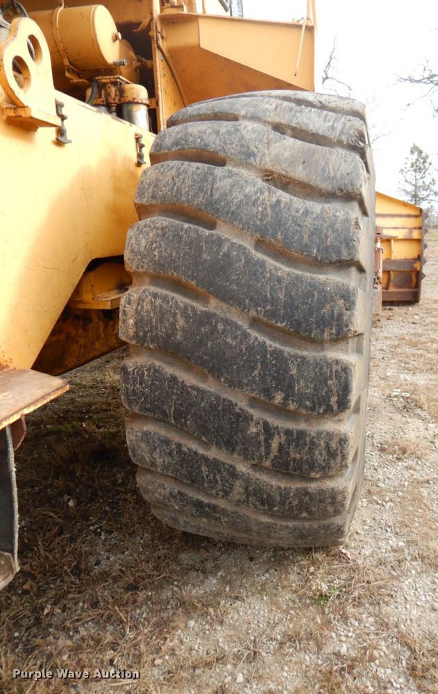 image for item DK1446 Clark 280C  dozer