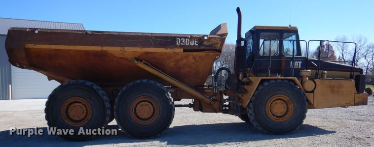 image for item DK1462 1998 Caterpillar D300E  haul truck
