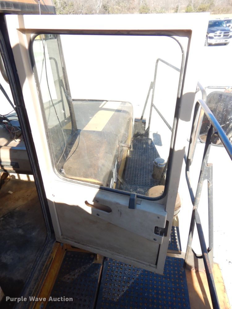 image for item DK1462 1998 Caterpillar D300E  haul truck