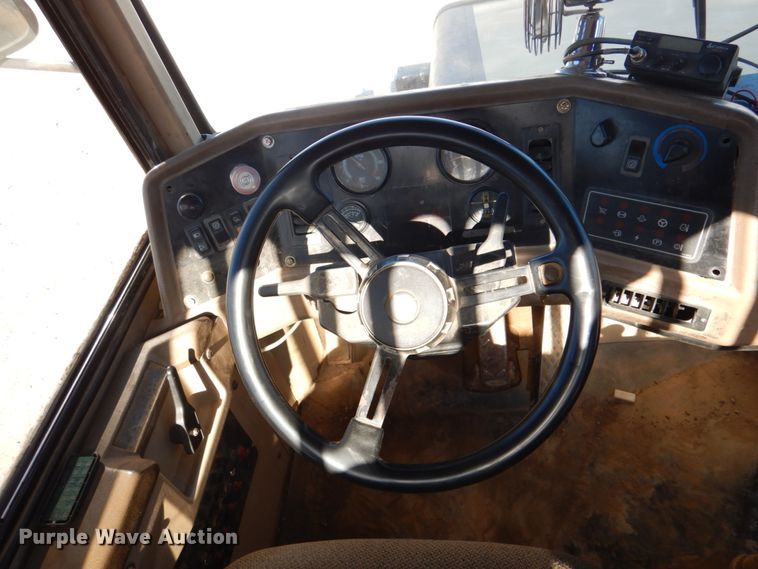 image for item DK1462 1998 Caterpillar D300E  haul truck