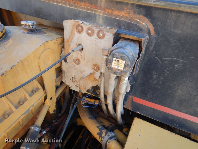 image for item DK1462 1998 Caterpillar D300E  haul truck