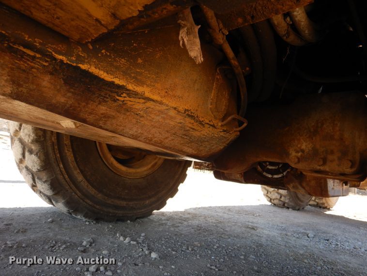 image for item DK1462 1998 Caterpillar D300E  haul truck