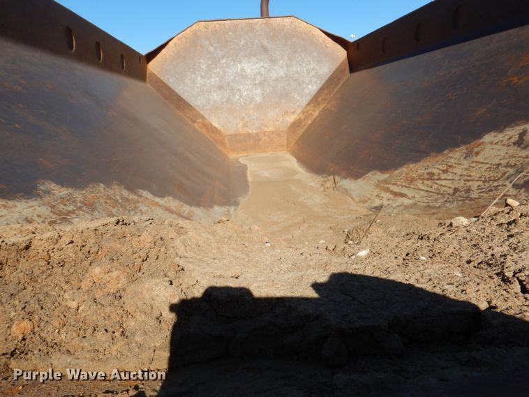 image for item DK1462 1998 Caterpillar D300E  haul truck