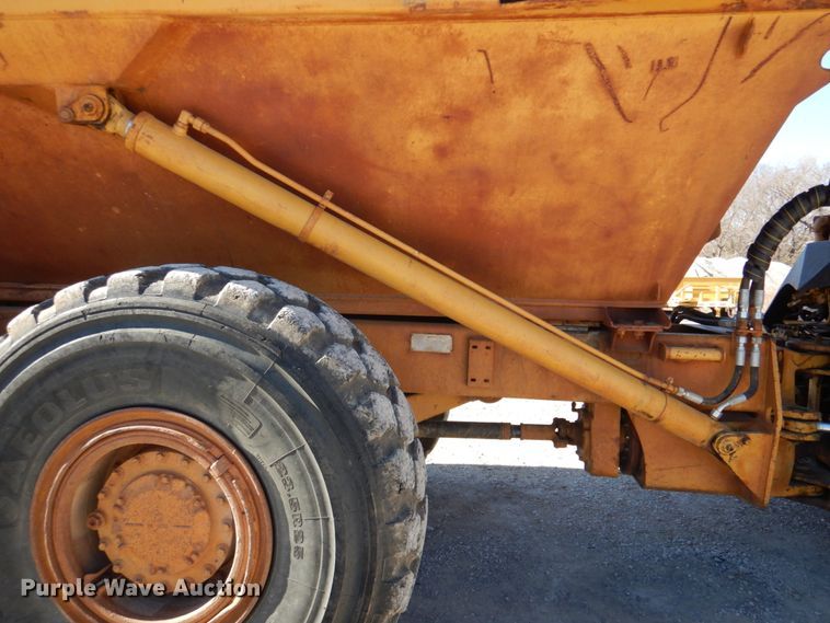 image for item DK1462 1998 Caterpillar D300E  haul truck