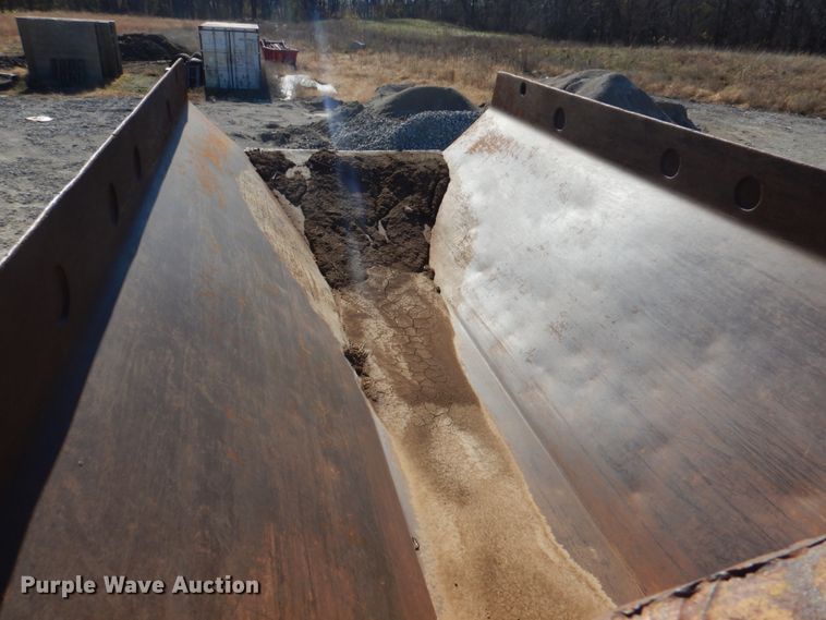 image for item DK1462 1998 Caterpillar D300E  haul truck