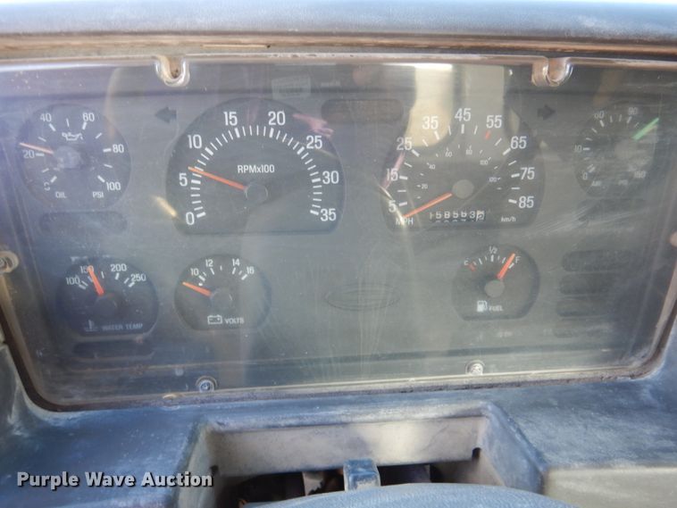 image for item DK1463 2001 Sterling LT7500  water truck