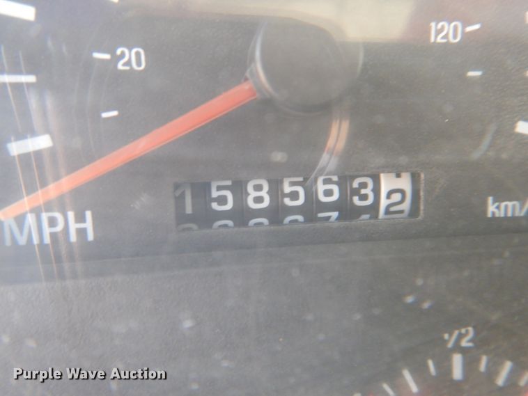 image for item DK1463 2001 Sterling LT7500  water truck