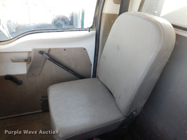 image for item DK1463 2001 Sterling LT7500  water truck