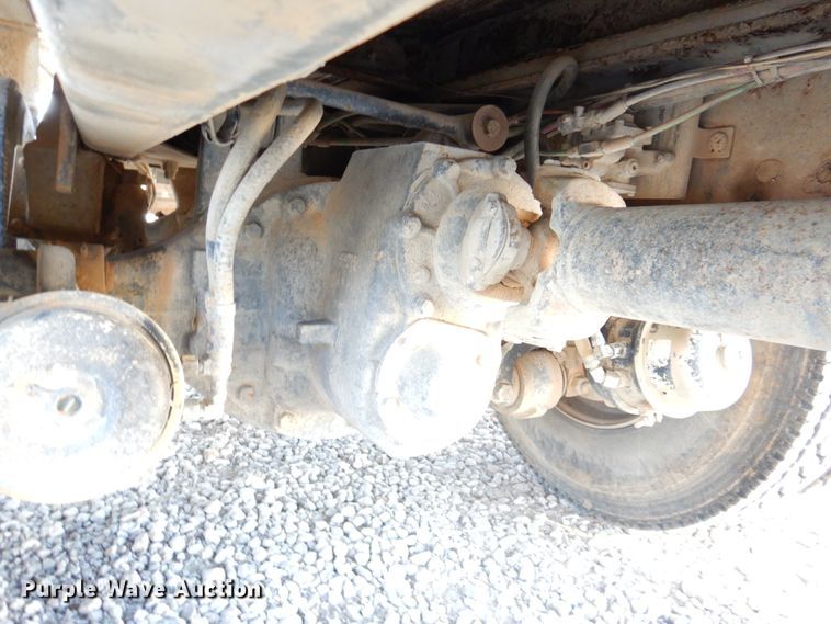 image for item DK1463 2001 Sterling LT7500  water truck