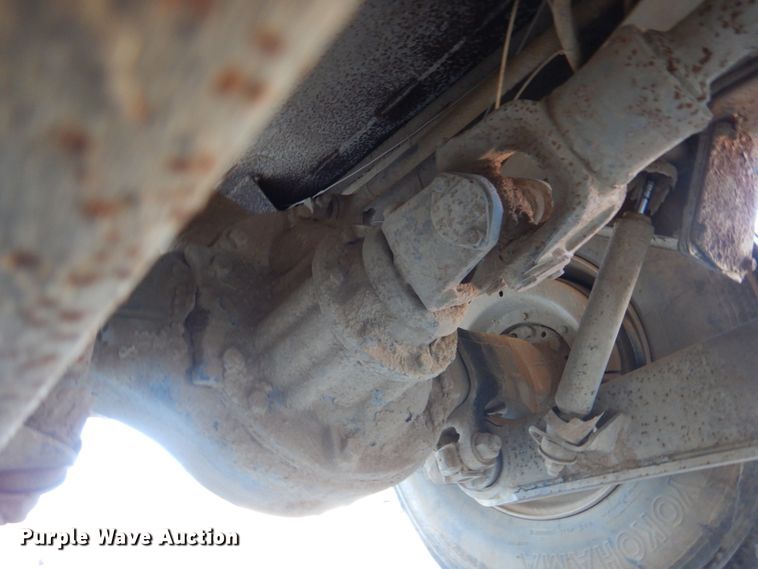 image for item DK1463 2001 Sterling LT7500  water truck