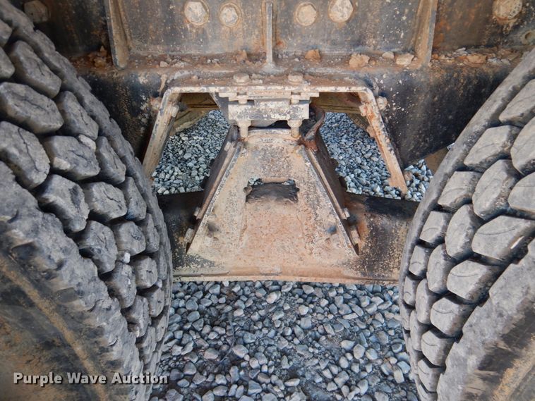 image for item DK1463 2001 Sterling LT7500  water truck