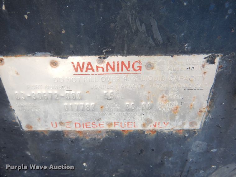 image for item DK1463 2001 Sterling LT7500  water truck