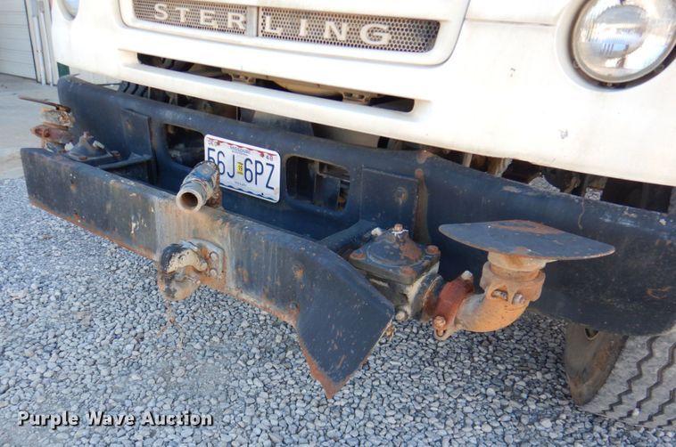 image for item DK1463 2001 Sterling LT7500  water truck