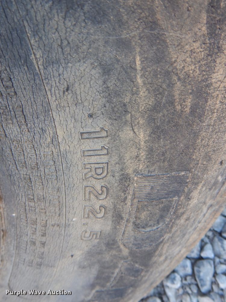 image for item DK1463 2001 Sterling LT7500  water truck