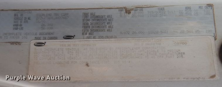 image for item DK1463 2001 Sterling LT7500  water truck